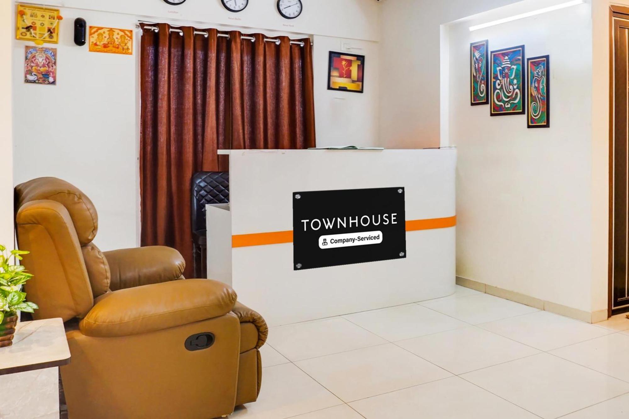 Super Townhouse Lohegaon Near Pune Airport Formerly Landmark Regency Lohogaon Exterior foto